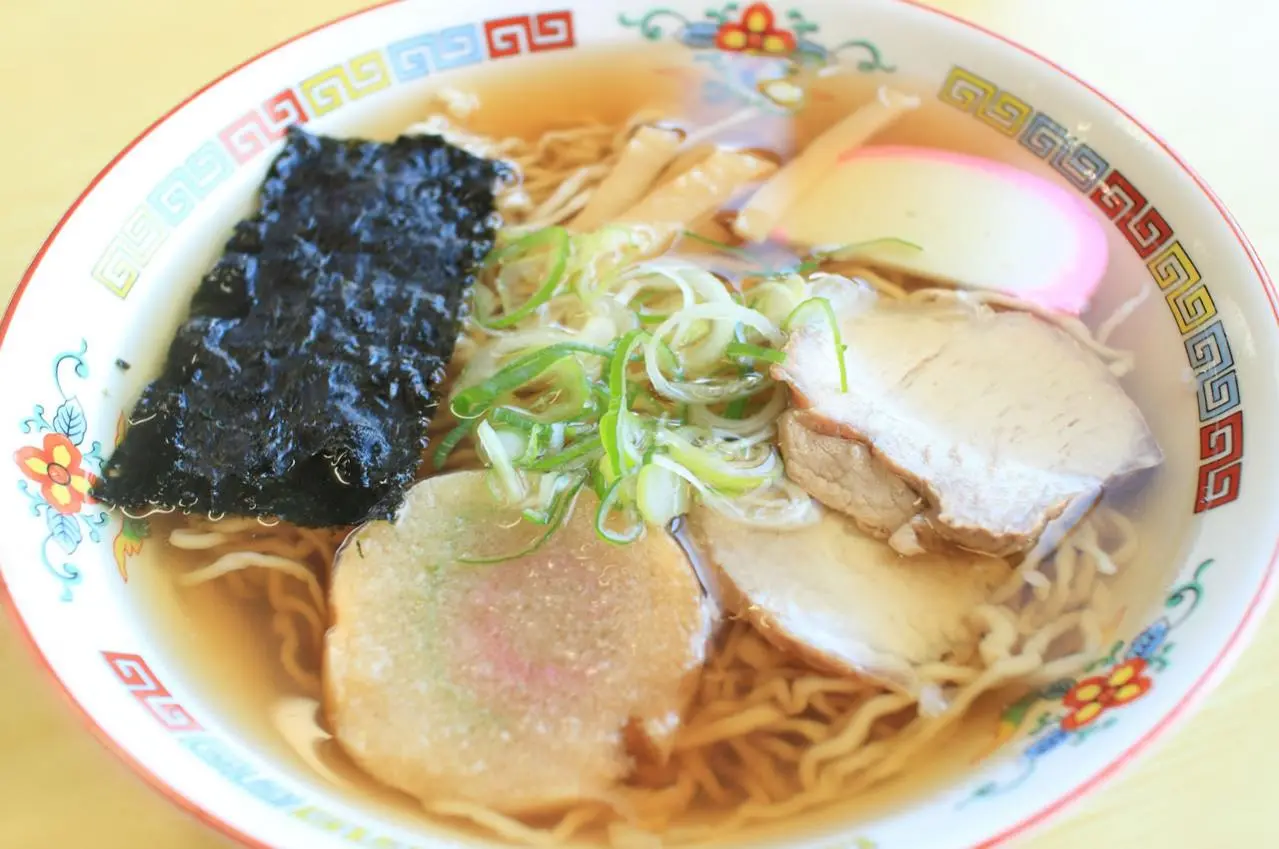 【秋田】十文字ラーメン：郷土が誇る透明スープと極細麺の世界