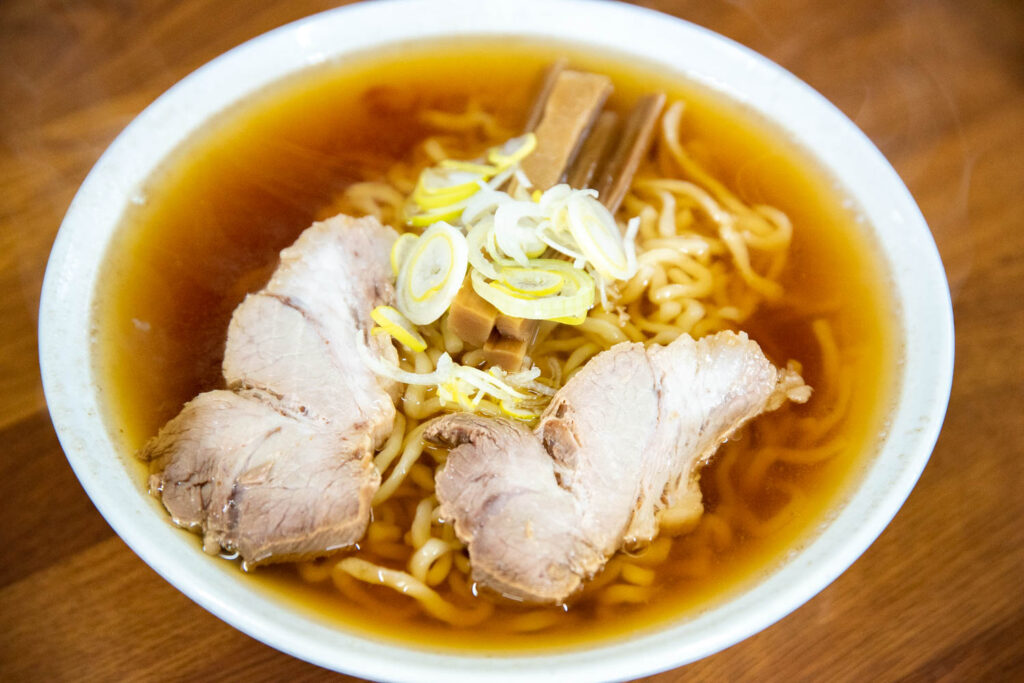 三角屋食堂の中華そば