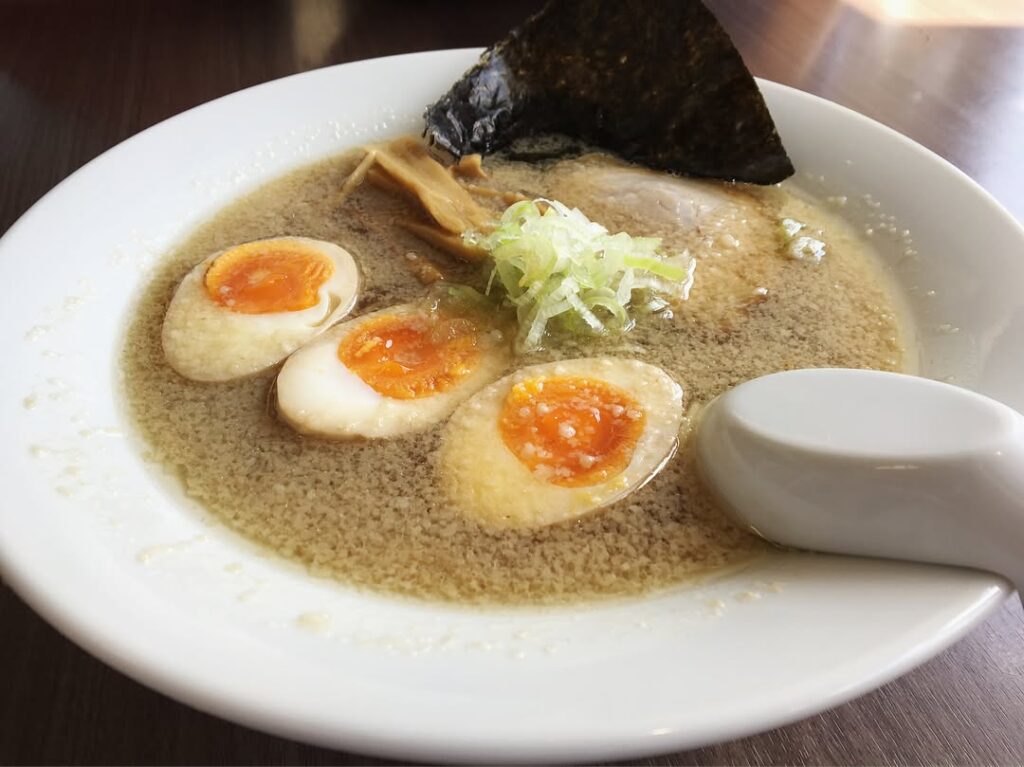 鯛だし醤油ラーメンこってり