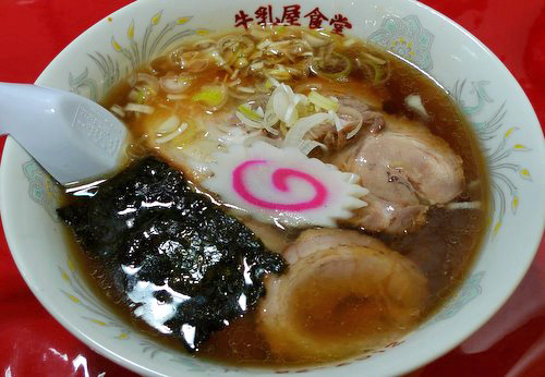牛乳屋食堂のラーメン