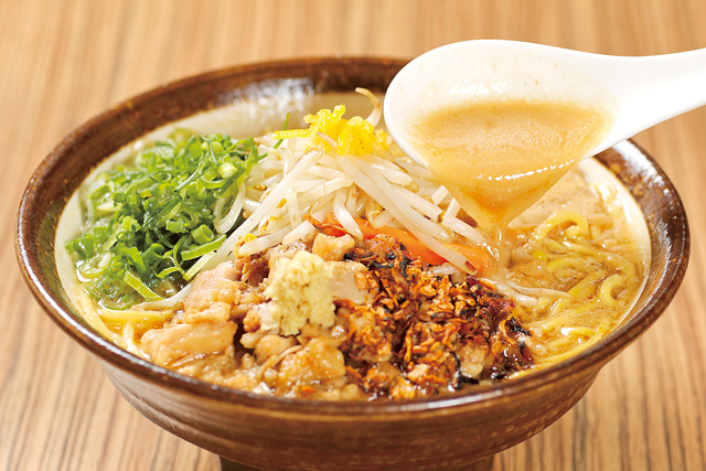 新潟味噌ラーメンのスープ