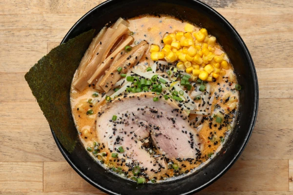 麺や天鳳の安養寺ラーメン