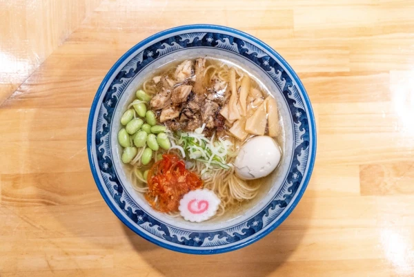 麺や響のやまなし源水ラーメン