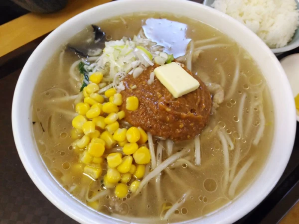 長太郎飯店のみそラーメン
